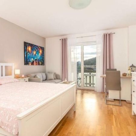 Charmantes Apartment Am Faaker See Faak am See Exterior photo